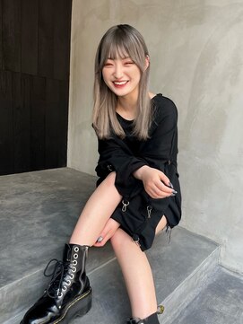 ファイブバイジエクト 堀江(FIVE by The Ect) 似合わせカット×ハイトーンカラー×シースルーバング☆