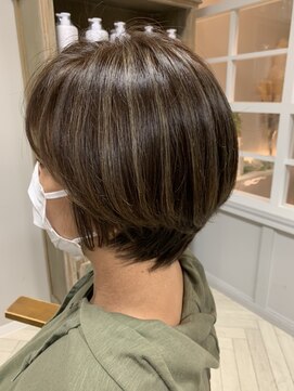 リシャール(R’E CHALE) ショート×ハイライト