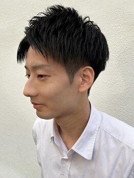 メンズヘアサロン トーキョー(Men's hair salon TOKYO.)の写真/【本町】スーツに似合う好印象STYLEをご提案！メンズ専門サロンTOKYO《カット＋選べるヘッドスパが人気》