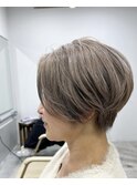 ショートボブケアブリーチ似合わせカットミルクティーアッシュ