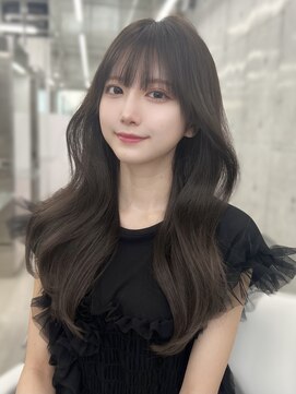 アイヴィー(IVY) 韓国ヘア シースルーバング ゆるふわくびれロングレイヤー