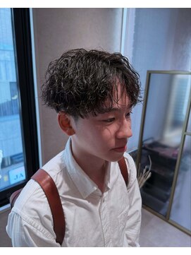 アレアル 広島並木通り店(ALEAR) 波巻きパーマ/センターパート/メンズパーマ/メンズカット