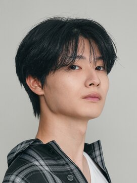 レタッチ バイ フィフス 銀座(RETOUCH by fifth) 銀座ニュアンスパーマミディアムセンターパートツイストパーマ