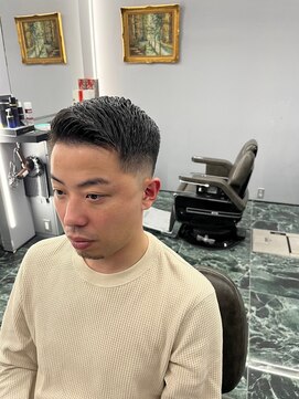 サロンドゥボルカン(Salon du Volcan) フェード