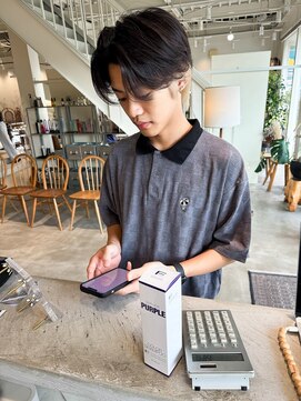 グリーン(green) センターパートインナーカラーメンズヘアiijima