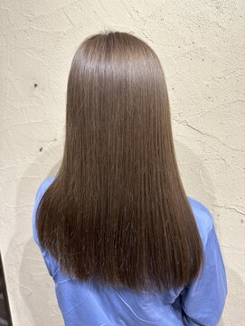 レイ ルーチェ(LEI LUCE.) ベージュブラウン