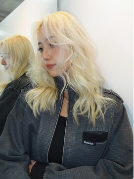 ヌーヴ(Nu:v) ブリーチリタッチ