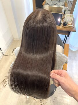 【髪質改善カラー&アルカリ酸熱トリートメント】柔らかベージュ