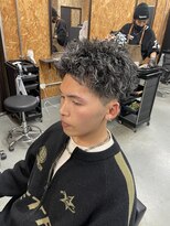 アディクト オム(ADDICT HOMME) ホワイトハイライト×スパイキーショート×ツイストスパイラル