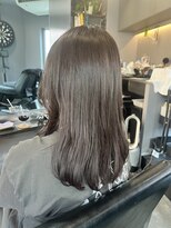 リベット(LIVET) 艶やかなバイオレットベージュ