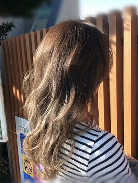 アークス(Ark'ss) High & Low 3D ★ 抜け感 ★ イルミナカラー ★ フェザーバング