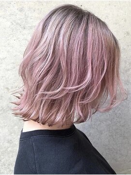 ローグ(LOGUE) 【LOGUE】外国人風ホワイトピンク