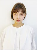 シースルーバングのナチュラルボブ