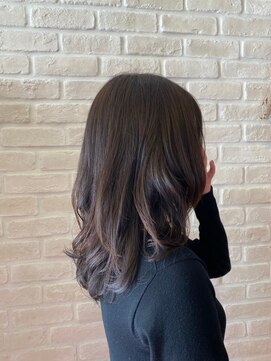 イリー 代官山(ILY) くびれ/イメチェン/ラベンダーカラー/イヤリングカラー[代官山]