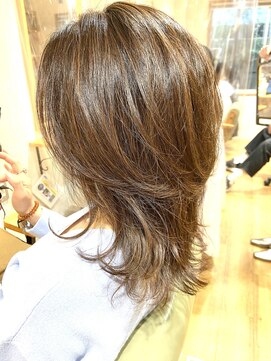 サングース(Sungoose) 【サングース東海林】似合わせカットアースカラーツートンカラー