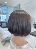 ショートボブ