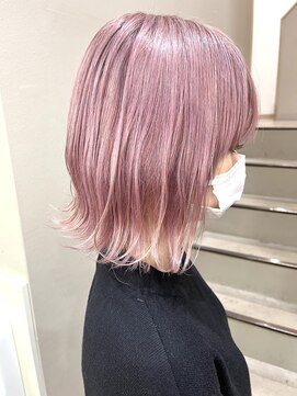 シェアサロンシエナ(share salon SCENA) ホワイトピンク