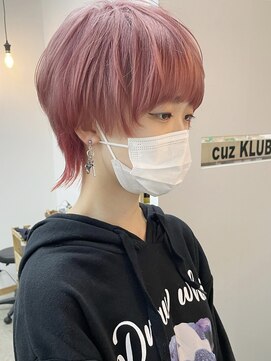 キューズ クラブ(cuz KLUB) 【cuzKLUB】ショートウルフ×ブリーチピンク【池袋】