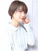 大人可愛い小顔美髪ツヤ髪シアーグレージュ横顔美人A7