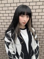 リア(Lia by KENJE)&nbsp;黒髪インナーグレージュ レイヤーロング アッシュブラック 前髪