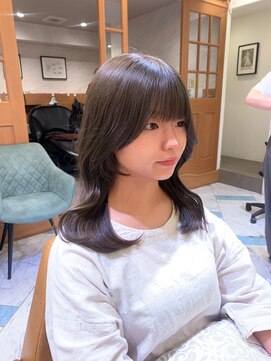 ロンドエニカ 大宮(Lond enika) 前髪パーマアッシュカラーレイヤーロンググレーベージュ[大宮]