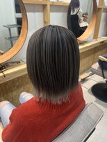 スクリバイタヒエ(SUKURI by tahie)&nbsp;#バレイヤージュ　#シルバーカラー