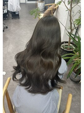 ノート(note) 透明感オリーブグレージュ