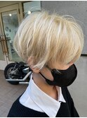 ブリティッシュブランド×ショートボブ