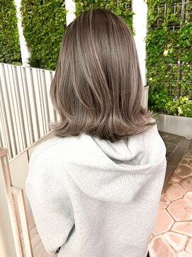 ジルブラン 横浜関内(JIL BLAN) ハイライトバレイヤージュダブルカラーケアプリーチ30代40代