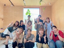 リッチオ(Riccio)の雰囲気（スタッフ一同、皆さまのご来店お待ちしています！）