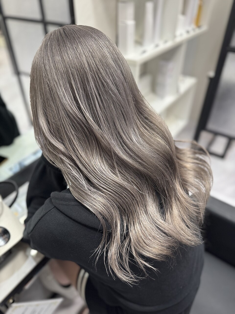 lamchele】アッシュグレー×ホワイトシールエクステ：L184736712