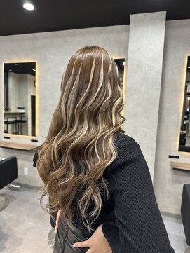 ラピス 大阪心斎橋店(Lapis) エクステ20本でハイライト