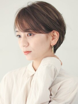 ルアン 上通り(ruen) 前髪長め耳かけショートカット