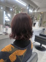 サムシング(Something.)&nbsp;ピンクベージュ／暖色カラー/ボブ