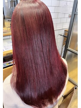 【ブリーチなしWカラーでできる深み×艶感ボルドー】