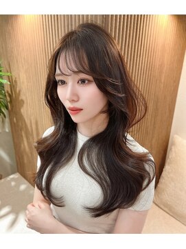 レイヤーカット /縮毛矯正/前髪/顔周り/名古屋/栄/韓国サロン