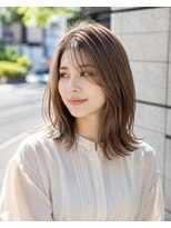 グロウ 赤羽(grow)&nbsp;ミディアム×白髪ぼかし×くびれヘア