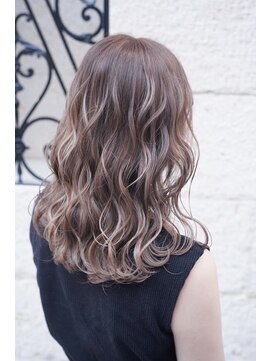 フルール たまプラーザ(Fleur) ハイライト/サンセットベージュ/セミロング/3D