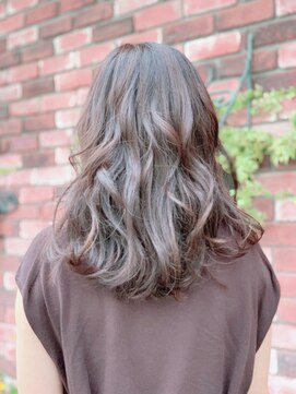 ヘアーグリーングラスイトウ(HAIR Green Grass ITO) 胸うえセミロング