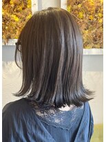 フロール(florun)&nbsp;顎下ボブの外ハネスタイリング