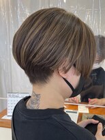 モリオ フロム ロンドン 成増店 【morio成増／米村】刈り上げショートハイライト