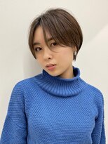 イヴォークトーキョーオーサカ(EVOKE TOKYO osaka)&nbsp;丸み 可愛い 抜け感 チークバング ショート ベージュブラウン