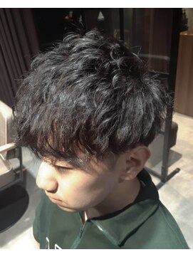 ネセサリー(NECESSARY) カット&パーマ