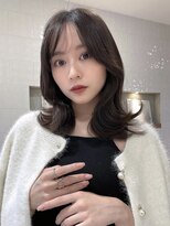 エヌアイ オモテサンドウ(ni omotesando)&nbsp;☆外ハネくびれヘア 顔まわりカット シースルーバング☆