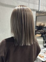 ラック(LUCK)&nbsp;バレイヤージュ/船橋/くすみベージュ/細めハイライト