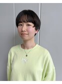 ショートヘアに顔まわりデザインカット