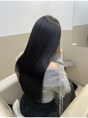 「自然な艶とまとまり」黒髪ロングの魅力が映える仕上がり