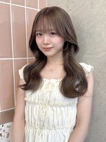 ローレン(Lolen.)&nbsp;レイヤー　ウェーブスタイル　ふじゆー