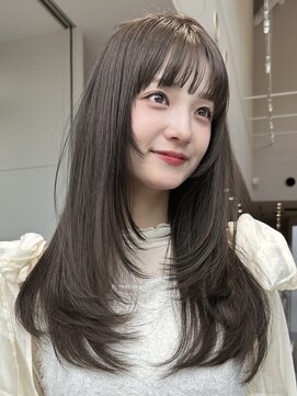 ジーナ セントラル銀座(Zina) レイヤーカットくびれレイヤーグレージュミルクティベージュ