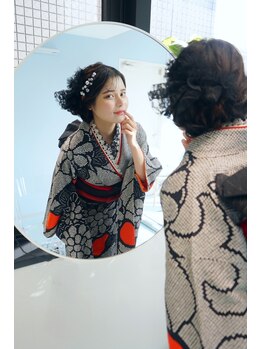 ワンス バイ エメ(ONCE by am'e)の写真/【2027成人式】振袖着付け&ヘアセット受付中☆